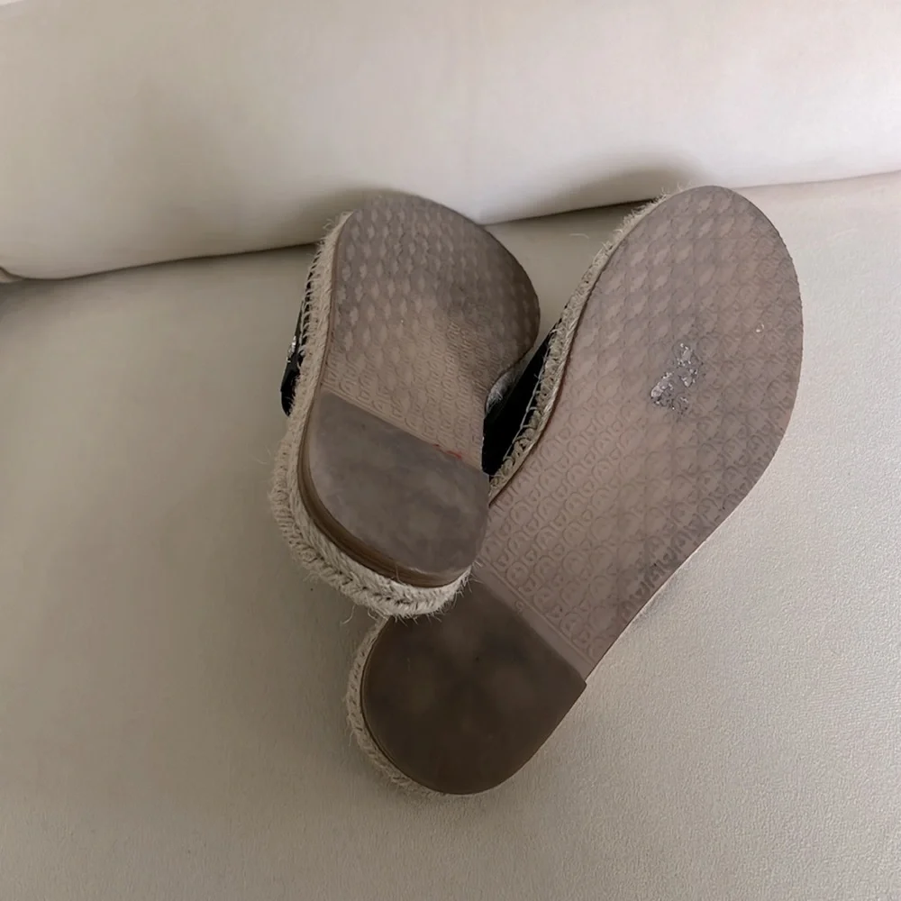 SAM EDELMAN Black Leather Slip On Sandals, 9.5 - Picture 4 of 4